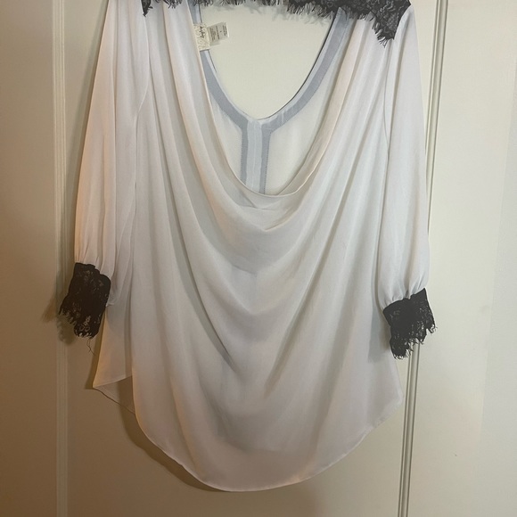 Day trip top. White with black detail.  Open back. Size large - Picture 5 of 5